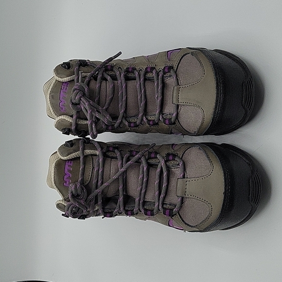 Hytest Shoes - HYTEST Women safety Athletic Grey Leather sneakers 6.5